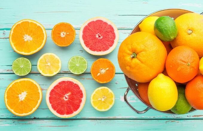 Agrumes et vitamine C. 